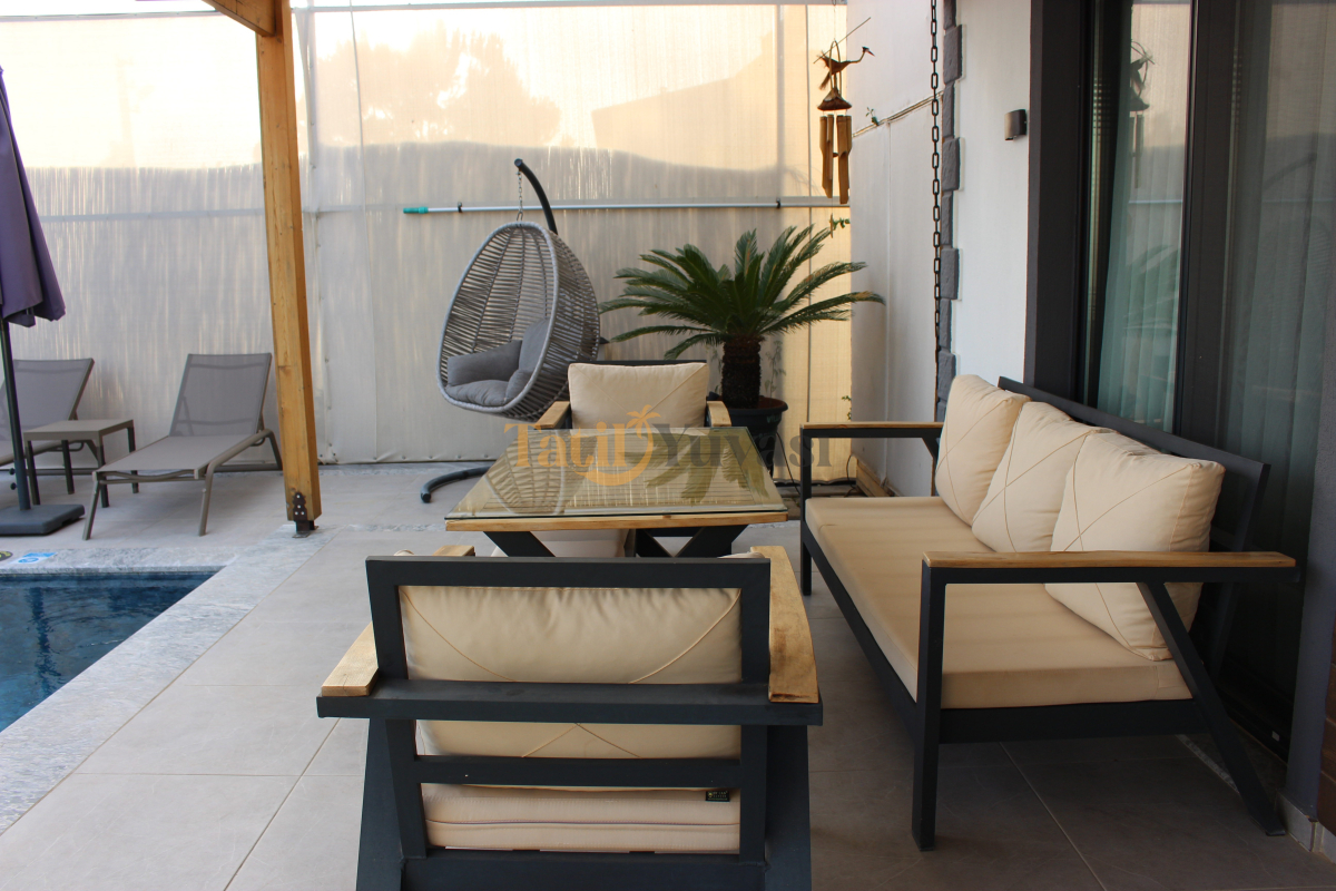 Villa Apifera mobil görsel 6